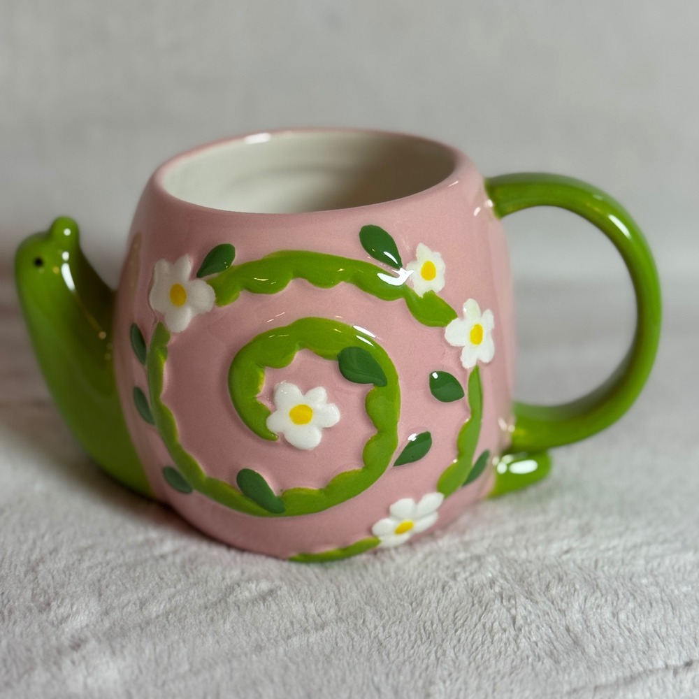 LANG BY DESIGN Pink w/Green SNAIL Floral Flower Daisy Coffee Cup Mug Decorative